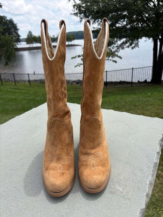 Unbranded Shoes - Vintage Tan Suede Western Cowboy Boots Women's Size 7.5 Embroidered Floral Boho